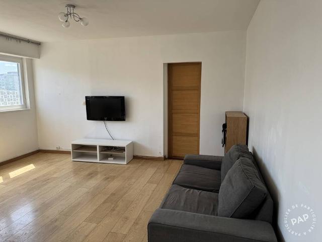 Location Appartement Place Charras, Courbevoie