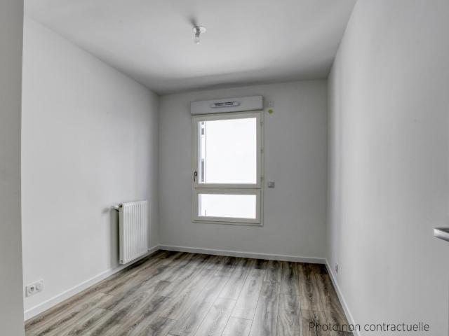 Location Appartement Place Colette Lepage, Montreuil