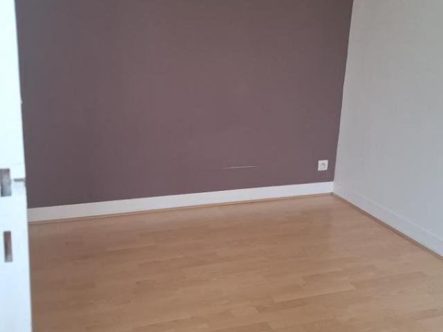 Location Appartement Place De La Basilique, Douvres la Délivrande