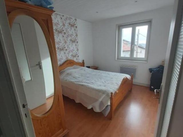 Location Appartement Place de la Calade, Yssingeaux