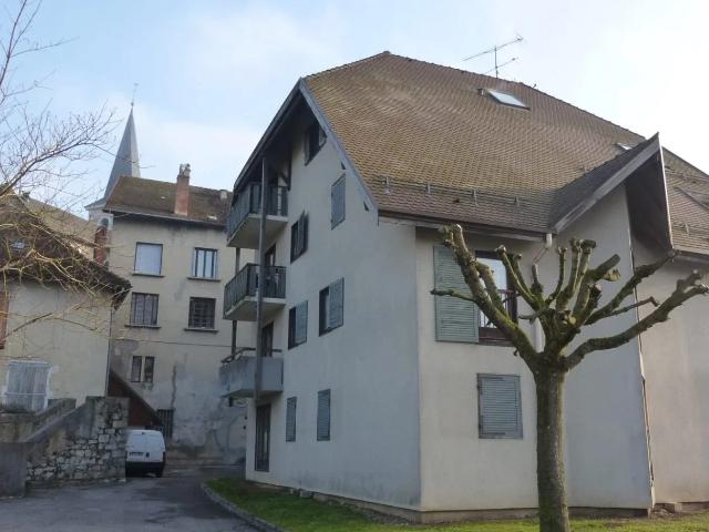 Location Appartement Place de la Corderie, Les Échelles