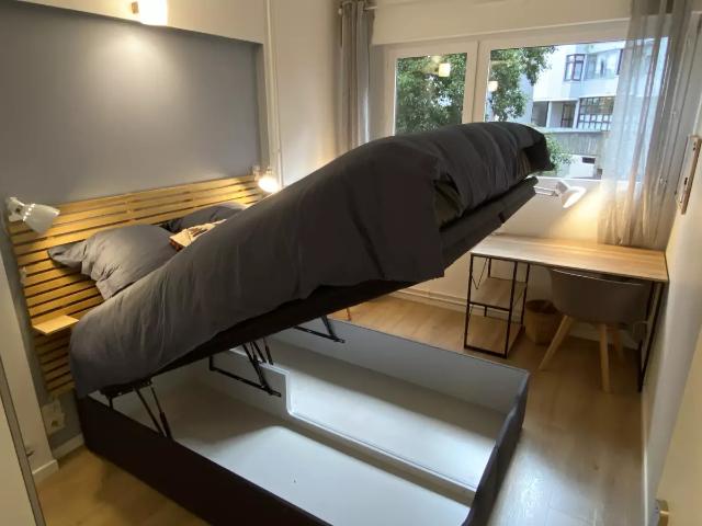 Location Appartement Place de la Fraternité, Guyancourt