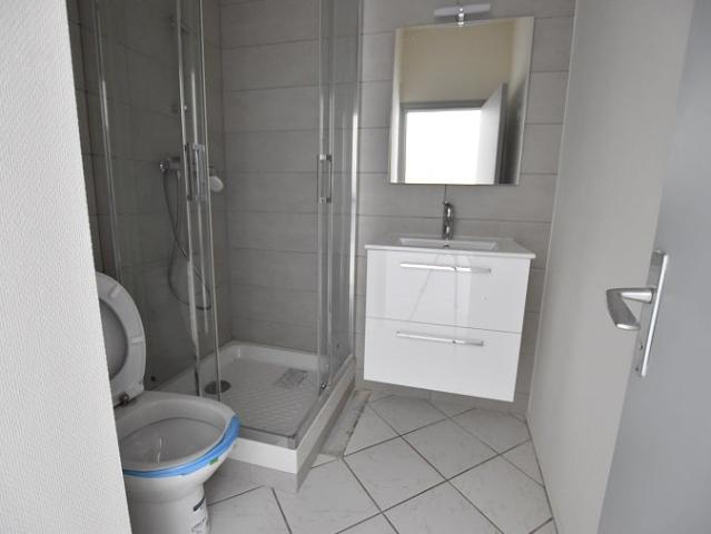 Location Appartement Place de la Halle, Le Puy en Velay