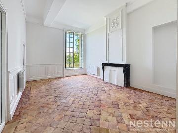 Location Appartement Place de la Liberté, Mornant