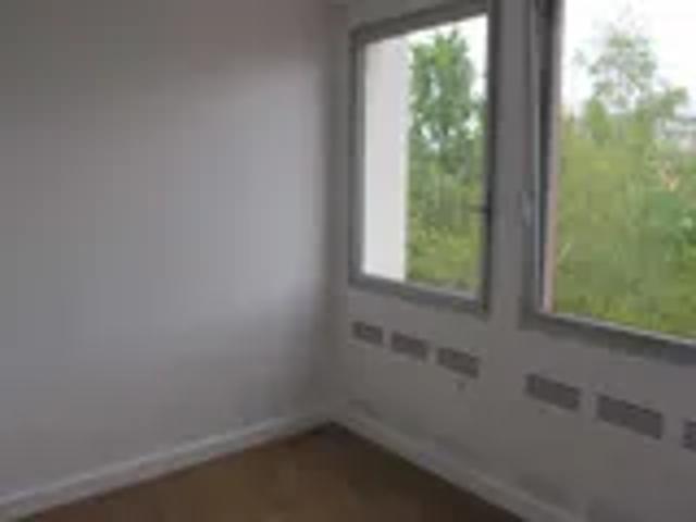 Location Appartement Place de la Porte de Vanves, Paris