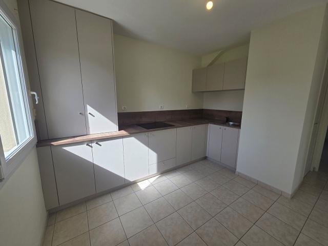 Location Appartement Place de la République, Plaintel