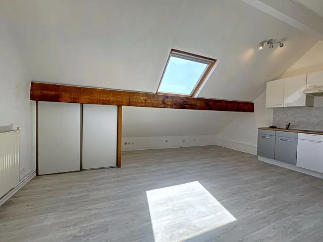 Location Appartement Place de la République, Saclay