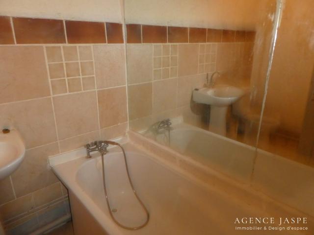 Location Appartement Place de la République, Saint Jean Bonnefonds