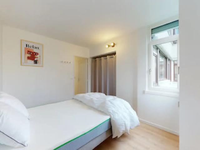 Location Appartement Place de l'Égalité, Guyancourt