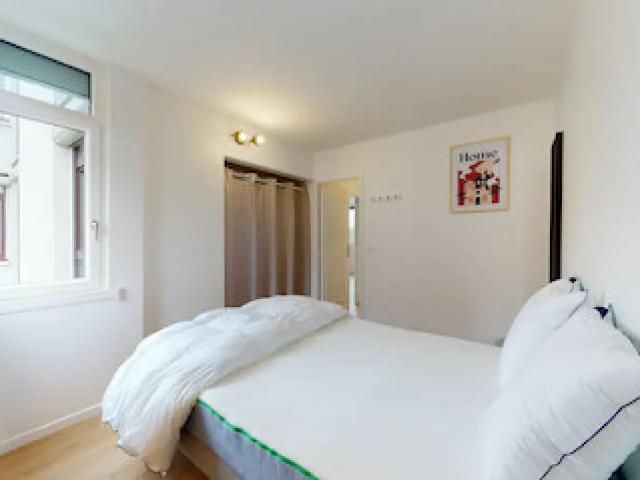Location Appartement Place de l'Égalité, Guyancourt