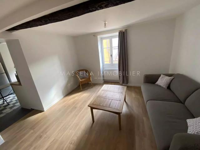 Location Appartement Place de l'Église, Saint Jeannet