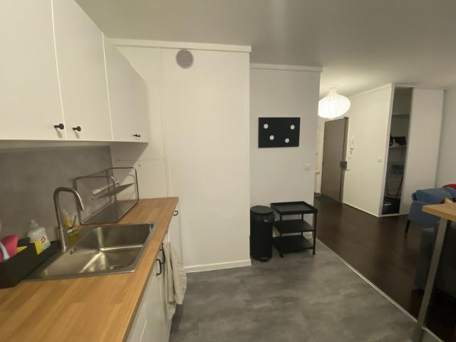 Location Appartement Place de l'Ermitage, Saint Denis