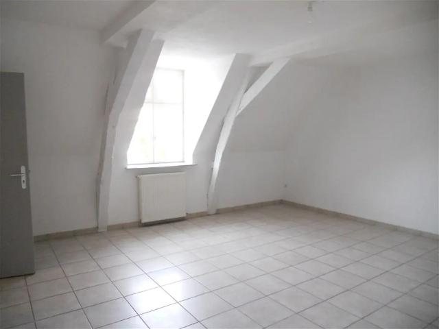 Location Appartement Place de l'Esplanade, Saint Omer
