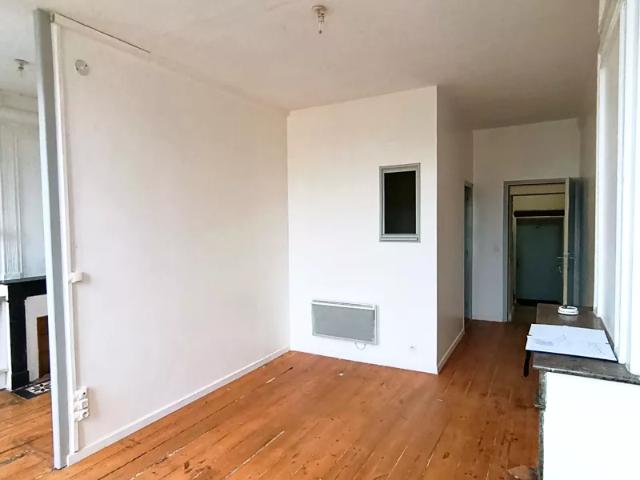 Location Appartement Place de l'Horloge, Langon