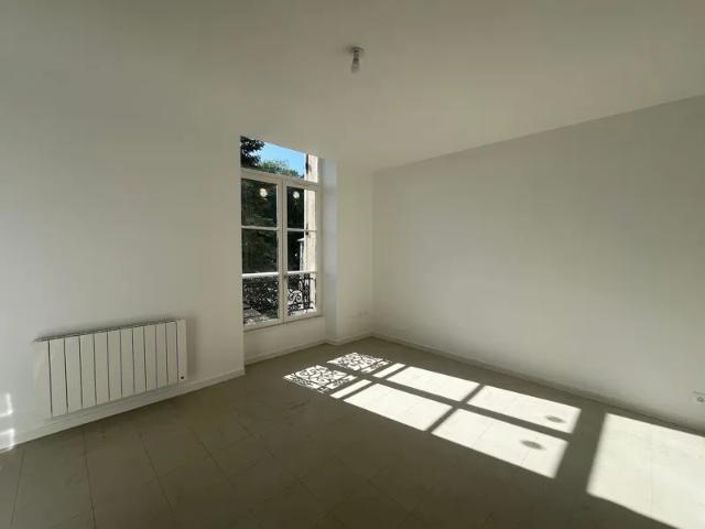 Location Appartement Place Delahaye, Charly sur Marne