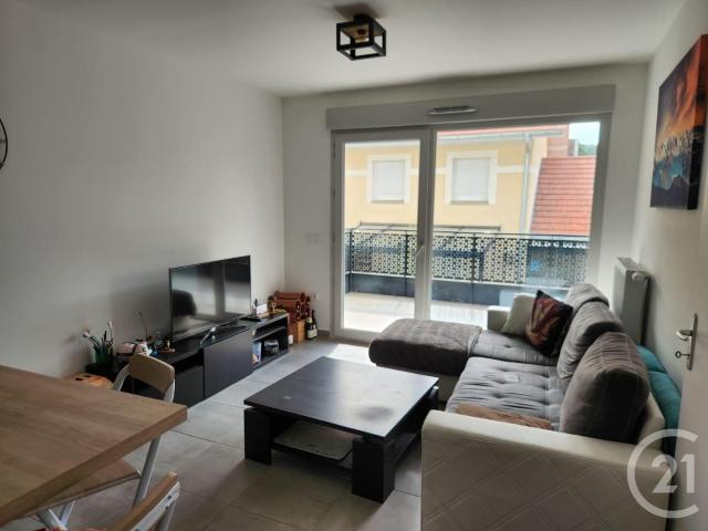 Location Appartement Place Des Arcades, Saint Pierre en Faucigny