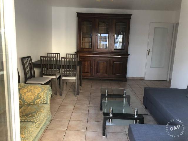Location Appartement Place des Onze Arpents, Villejuif