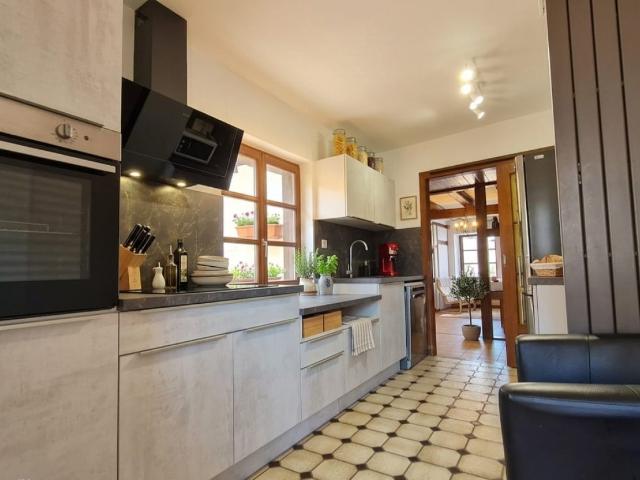 Location Appartement Place des Six Montagnes Noires, Colmar