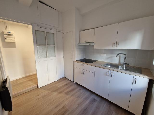 Location Appartement Place des Prêcheurs, Aix en Provence