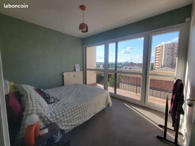 Location Appartement Place Drouet d'Erlon, Reims