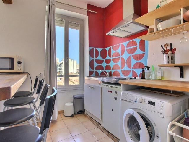 Location Appartement Place du 4 Septembre, Marseille
