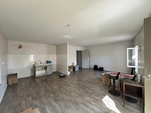Location Appartement Place du 8 Mai 1945, Saint Rambert d'Albon
