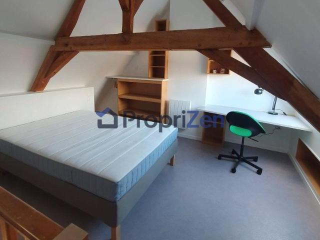 Location Appartement Place du 8 Mai 1945, Willems