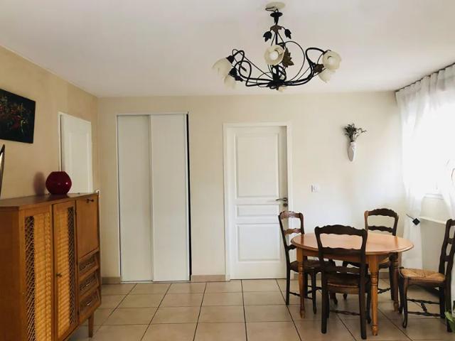 Location Appartement Place du Terreau, Manosque