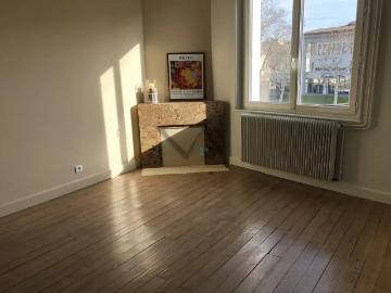 Location Appartement Place du Théatre, Montélimar