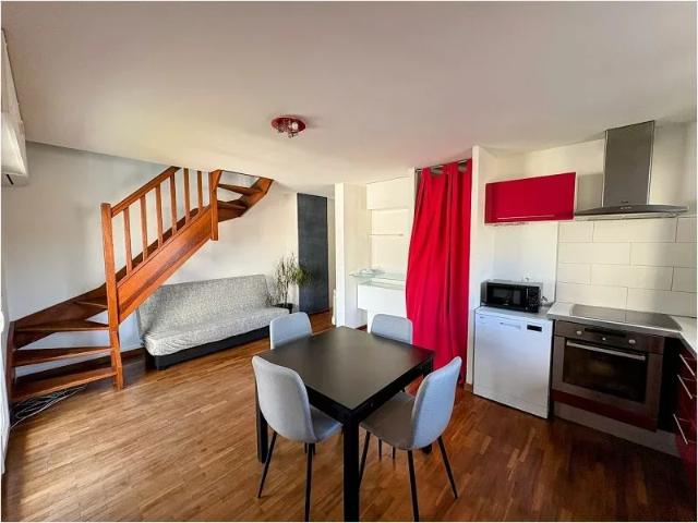 Location Appartement Place du Château, Annecy
