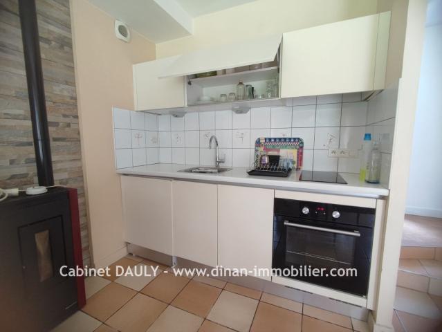 Location Appartement Place du Champ Clos, Dinan