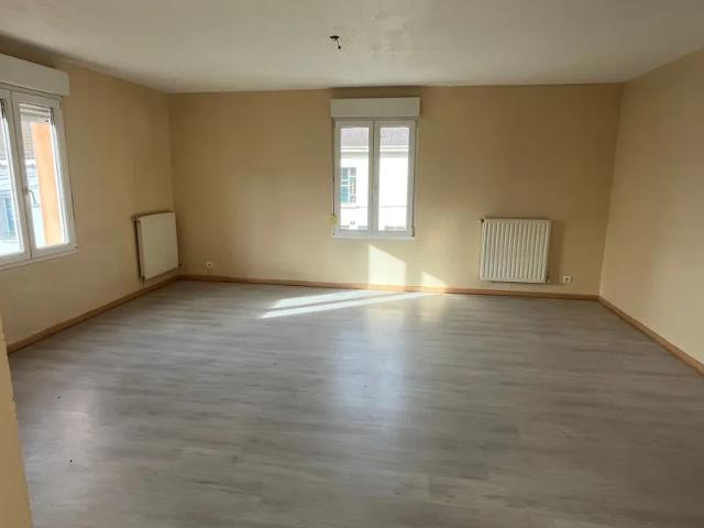 Location Appartement Place du Commandant Paul Flesch, Bruyères