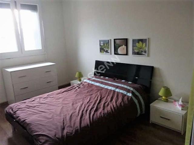 Location Appartement Place du Commerce, Tinqueux