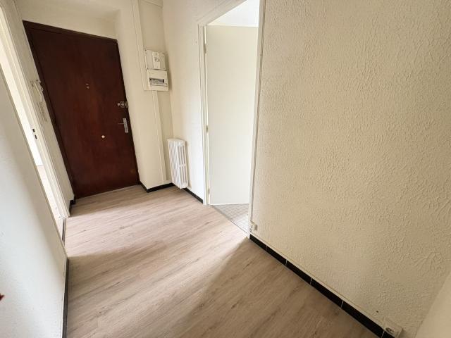 Location Appartement Place du Foirail, Auch