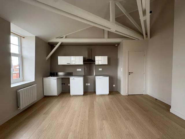Location Appartement Place du Général de Gaulle, Armentières