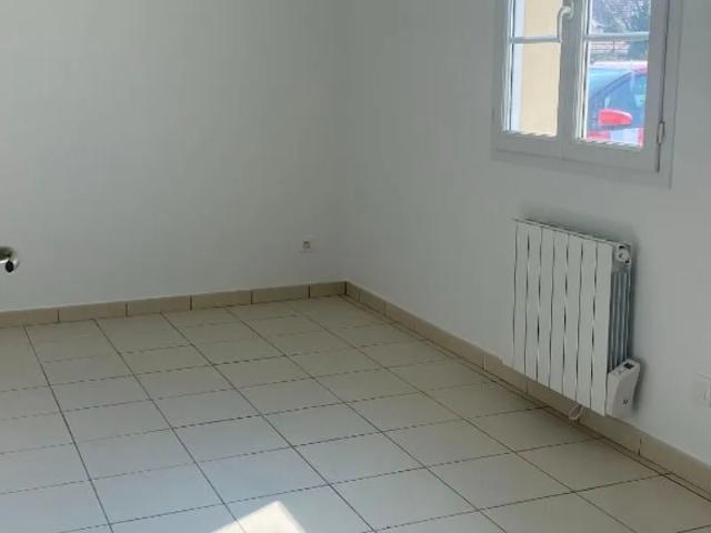 Location Appartement Place du Général de Gaulle, Maignelay Montigny