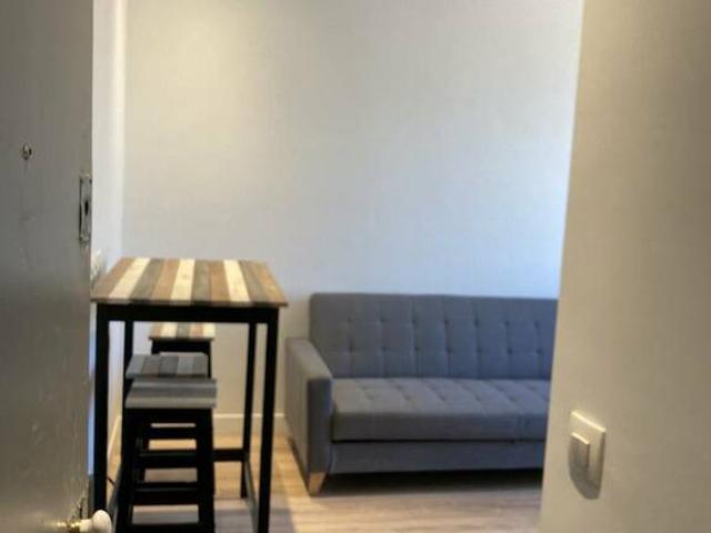 Location Appartement Place du Général Kœnig, Paris