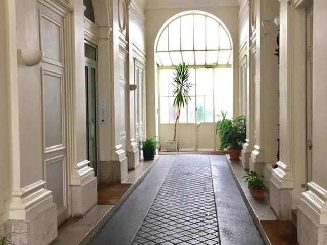 Location Appartement Place du Général Kœnig, Paris