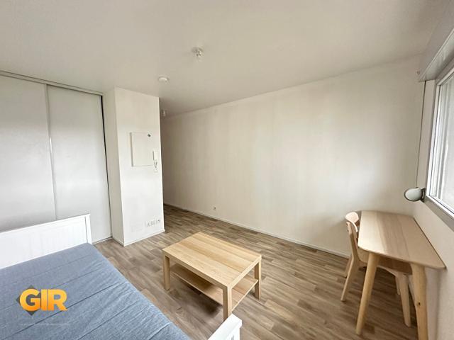 Location Appartement Place du Gros Chêne, Rennes