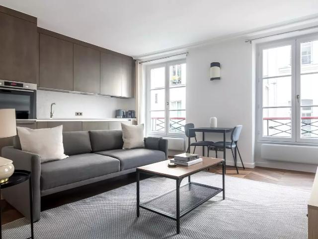 Location Appartement Place du Marché Saint Honoré, Paris