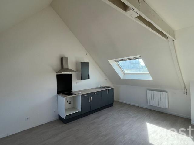 Location Appartement Place du Marché, Baud