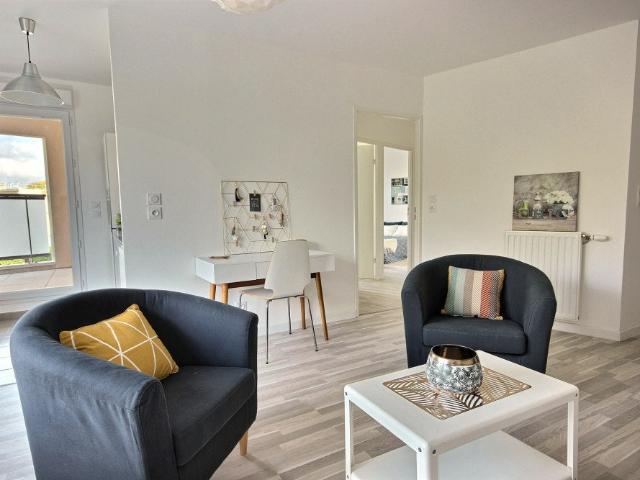 Location Appartement Place du Miroir d'Eau, Savigny le Temple