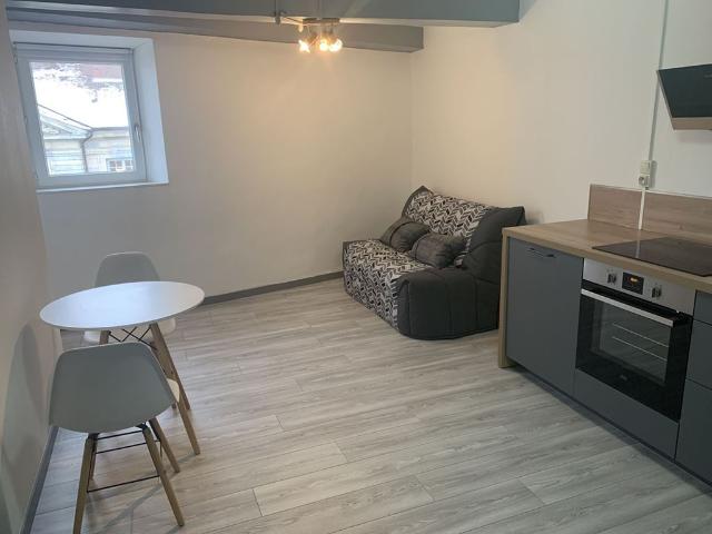 Location Appartement Avenue Pasteur, Échenoz la Méline