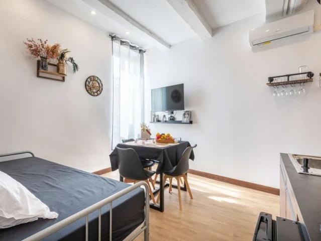 Location Appartement Place Francis Chirat, Marseille