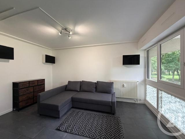 Location Appartement Place Gaston Bussière, Sevran