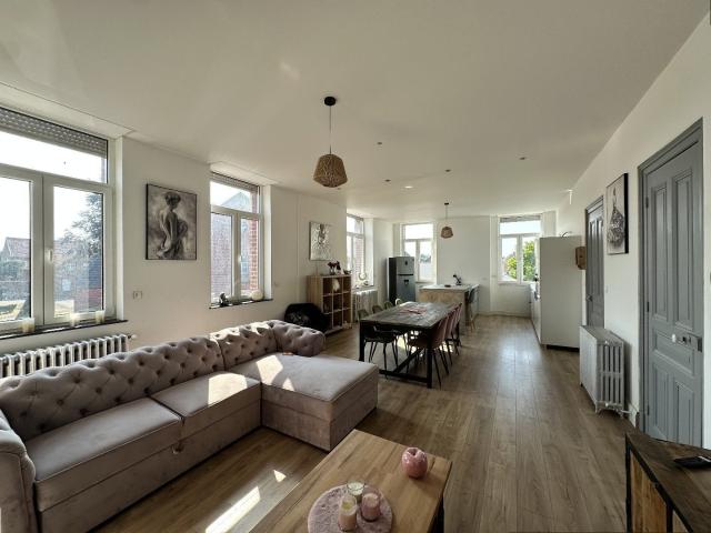 Location Appartement Place Irène Carlier, Vertain