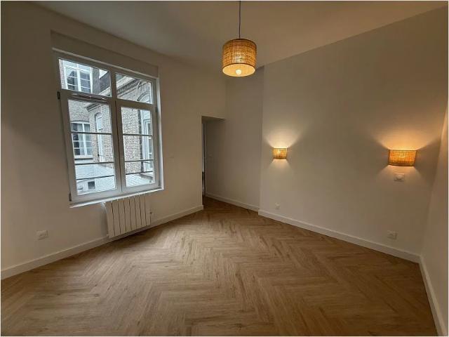 Location Appartement Rue Jeanne d'Arc, Lille