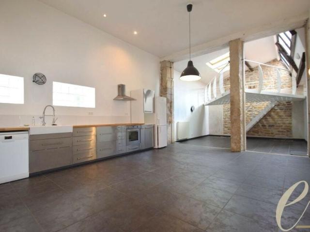 Location House Place Jules Ferry, Lyon
