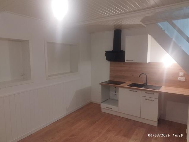 Location House Place Louis Blasi, Torreilles