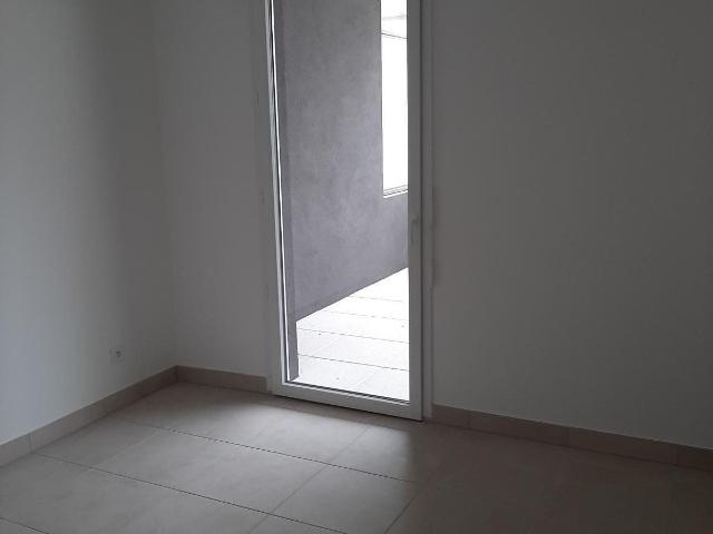 Location Appartement Place Luigi Pirandello, Juvignac